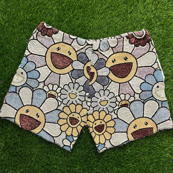 Takashi Murakami Tapestry Rug Shorts Shorts Size Medium streetwear fashion 🤗